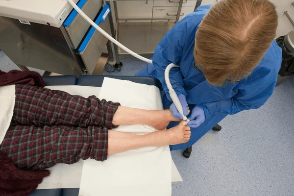 diabetic foot ulcer care near you